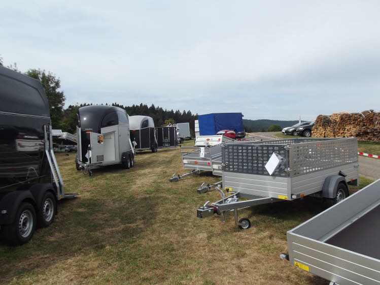 Auto und Reifendienst Bhler Herbstfest Anhnger Geschirr und Splmobilverleih 001 (12)