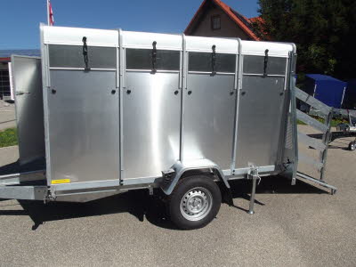 Blyss Vieh und Schweineanhnger Anhnger Bhler (6)