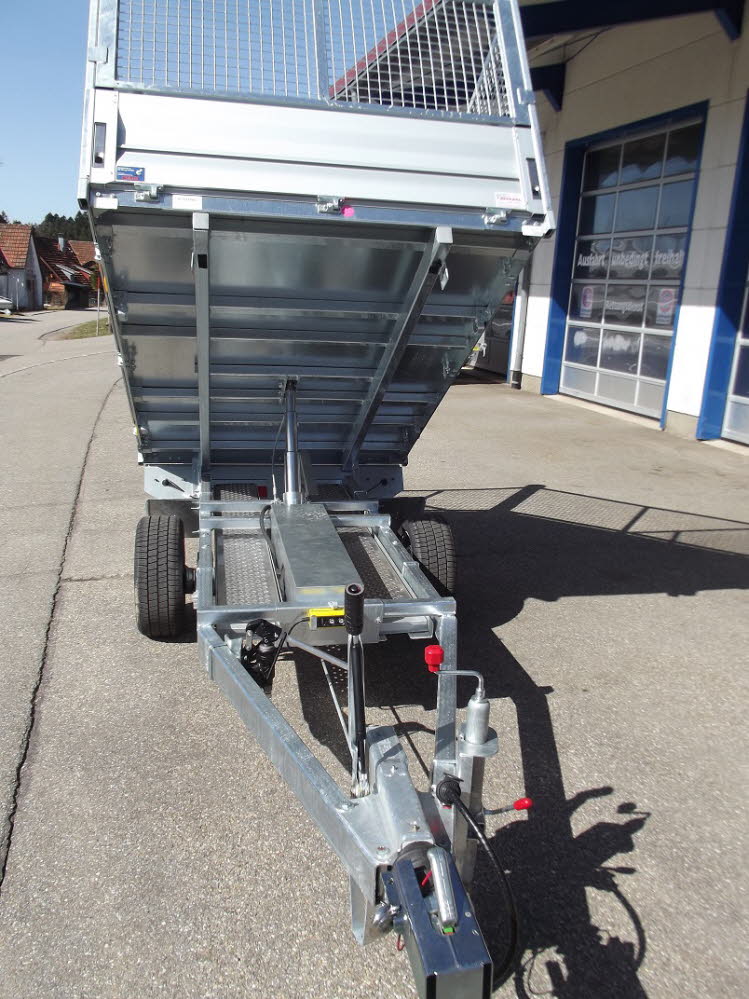 Knig Kipper KK132313 Anhaenger Boehler Goerwihl(24)